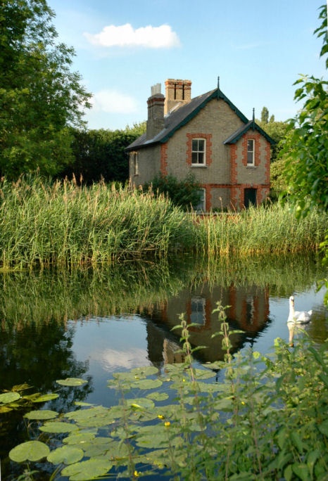 Mill House, Houghton