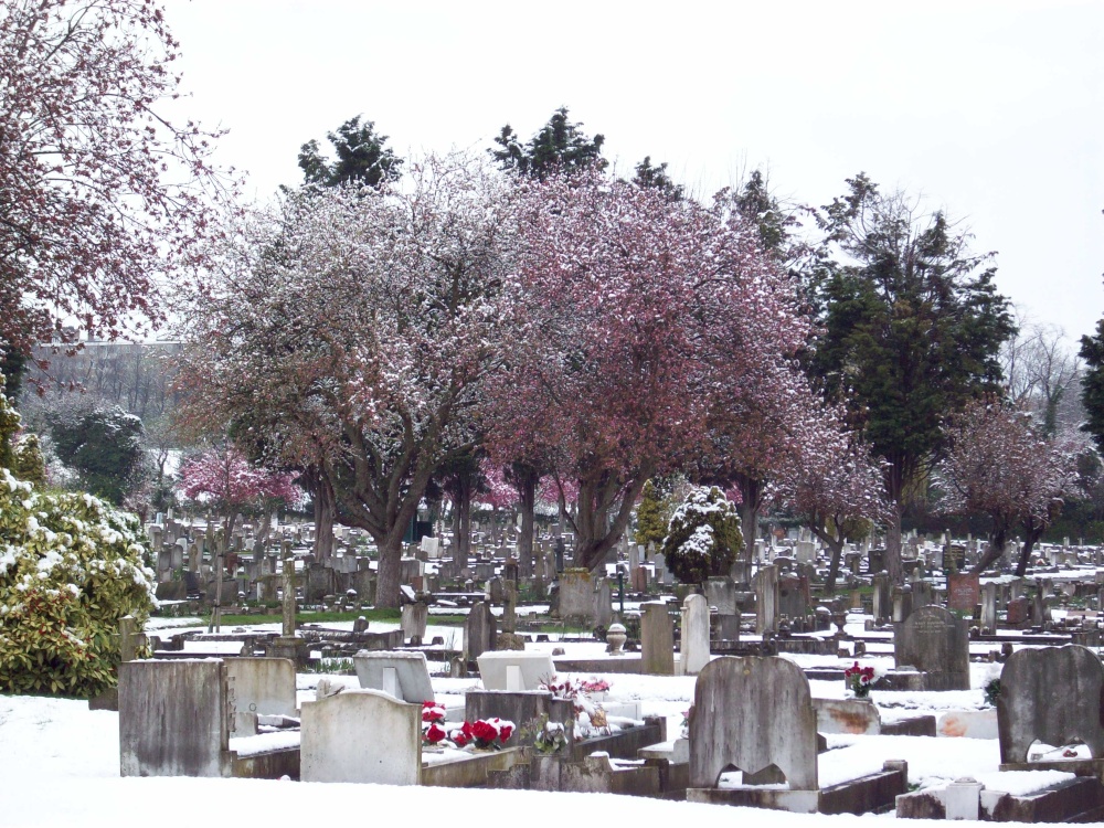 Alperton Cemetery