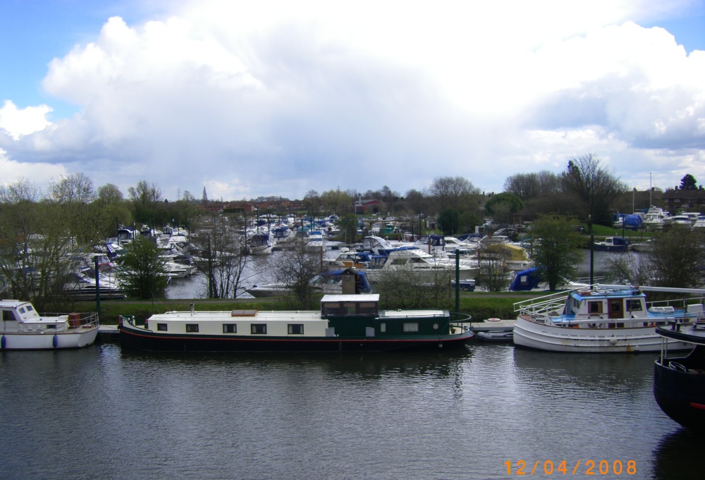 Photograph of The Marina, Farndon