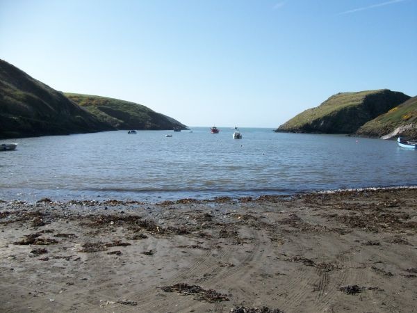 Abercastle bay