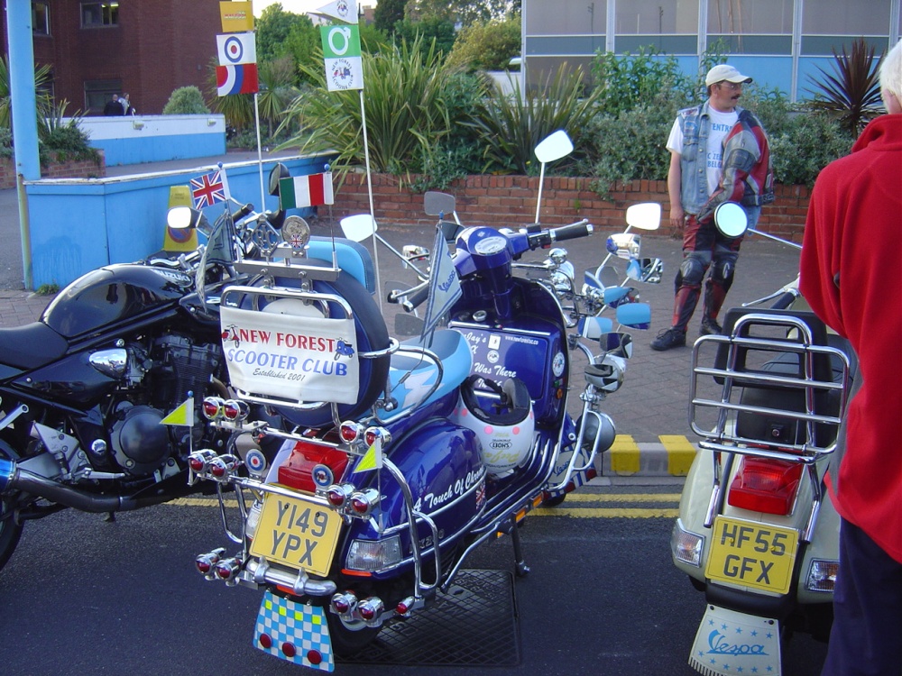 Bikemeeting in Poole on the quay