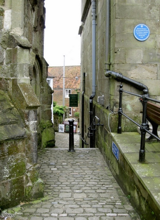 Alley Leading to Gold Hill