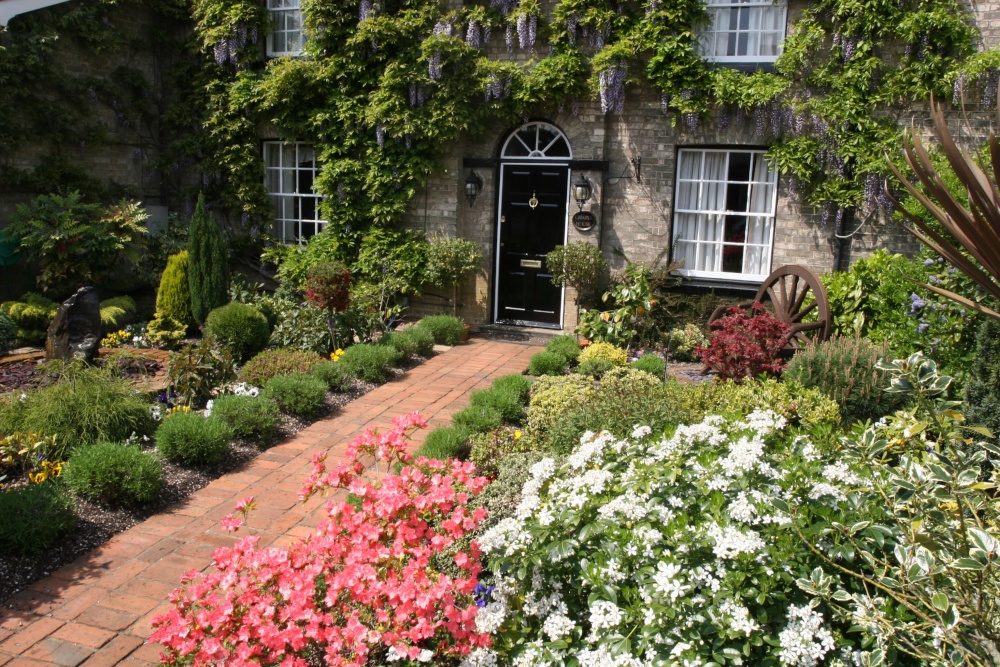 Pictures of East Bergholt, Suffolk, England England Photography & History