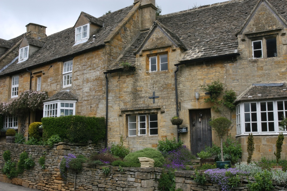 Photograph of Cotswold Stone houses, Bourton-on-the-Hill
