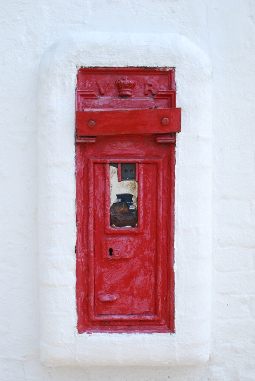 Disused Victorian post box