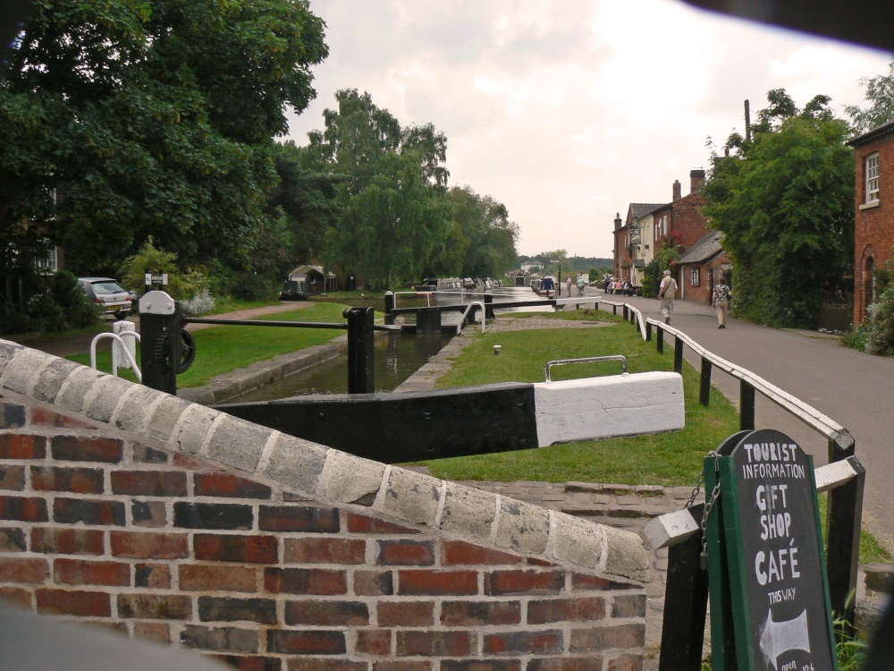 FRADLEY JUNCTION, TRENT AND MERSEY CANAL
