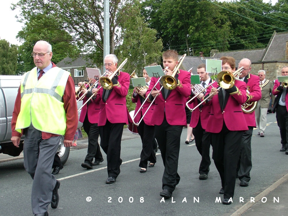 Byers Green Village Carnival 2008 - Leading the Parade