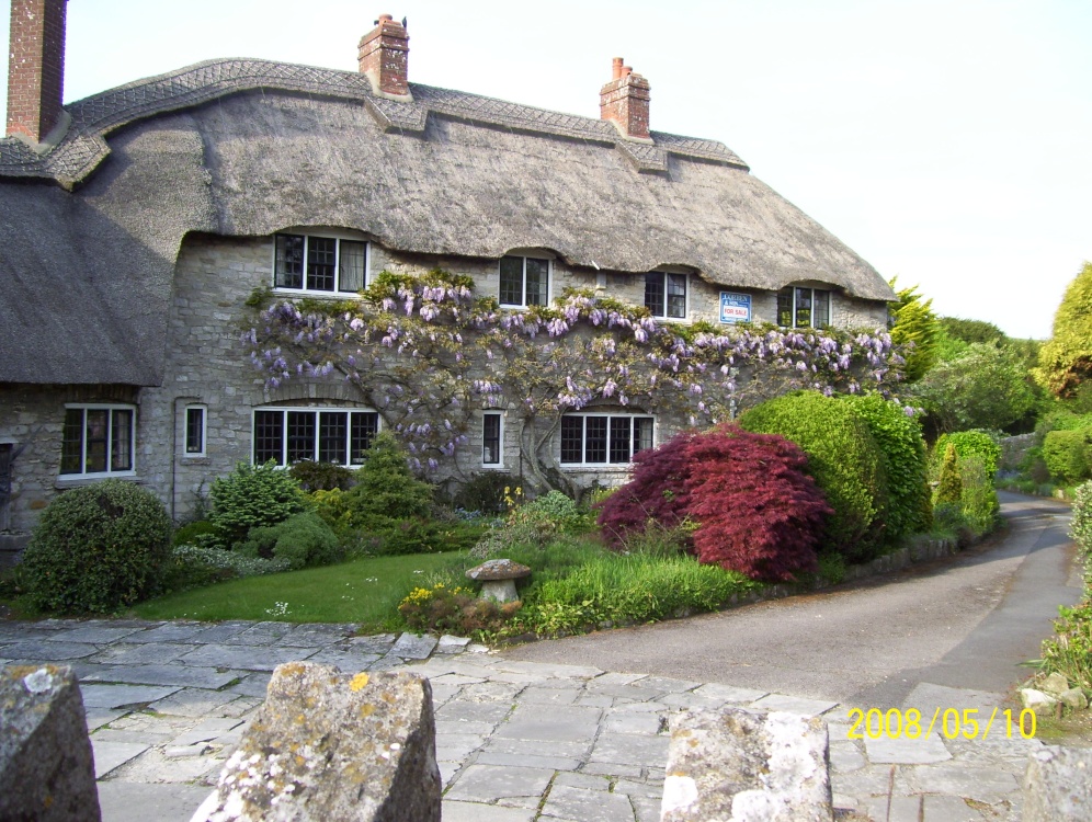Thatched Cottage in Corfe