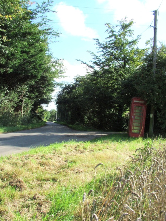 Rural K6 Telephone Kiosk