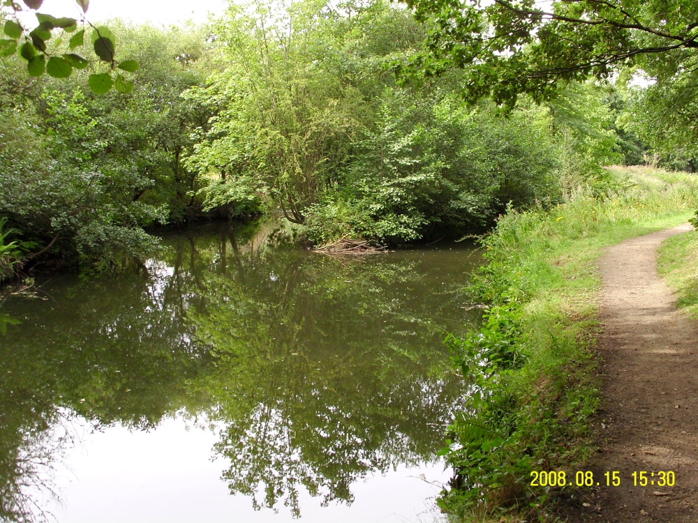 Chesterfield Canal near Tapton