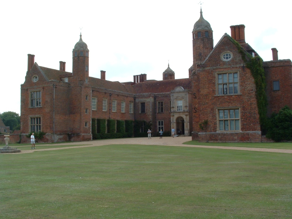 Melford Hall, Long Melford, Suffolk photo by Eric Heijmans