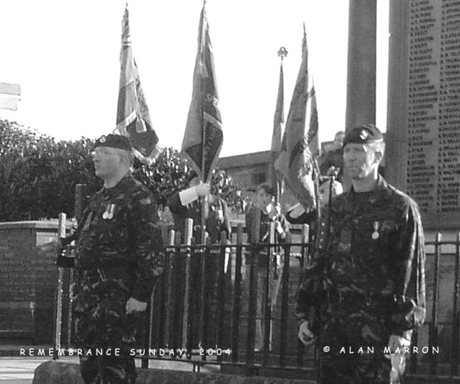 Remembrance 2004 - Honour Guard at the Cenotaph
