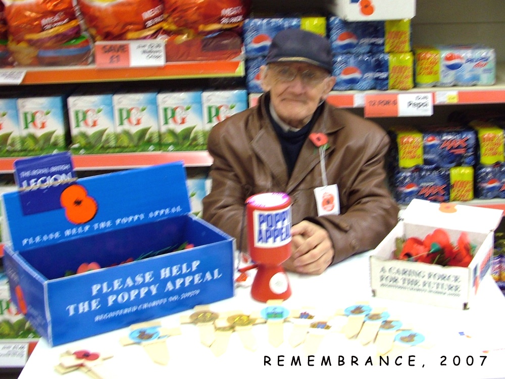 Photograph of Remembrance 2007 - The Old Poppy Seller