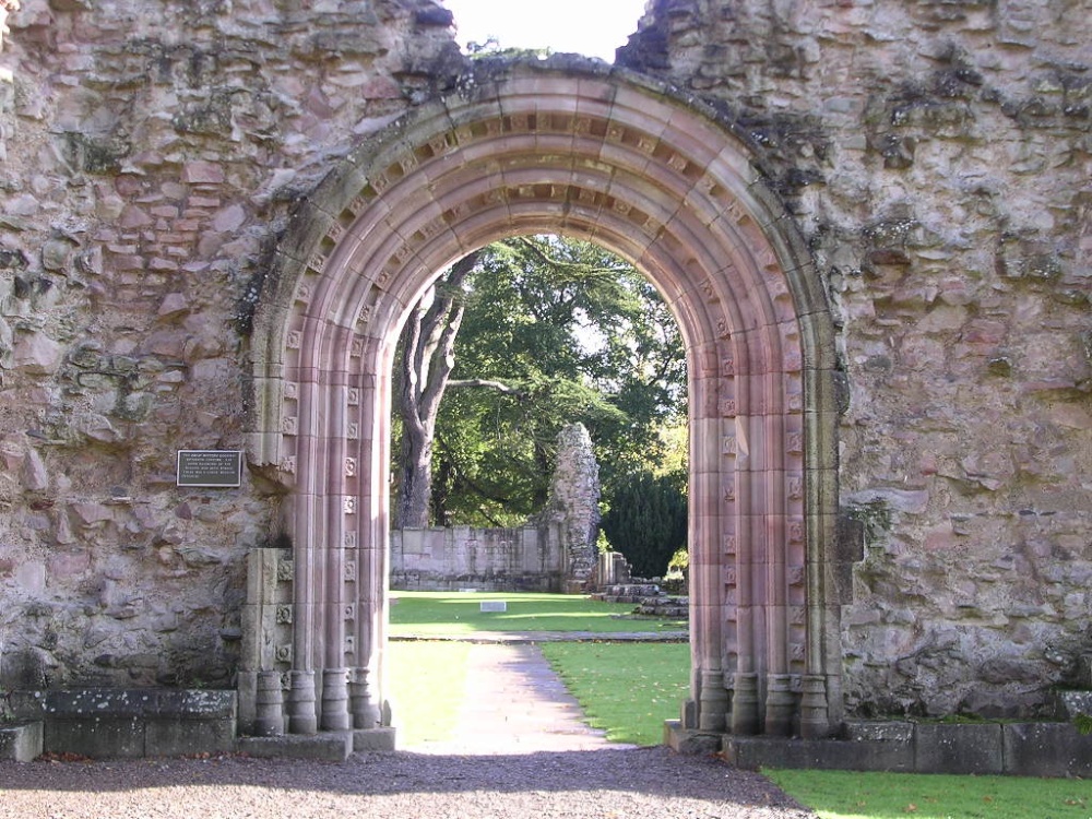 Sweetheart Abbey photo by Joy Heatherley