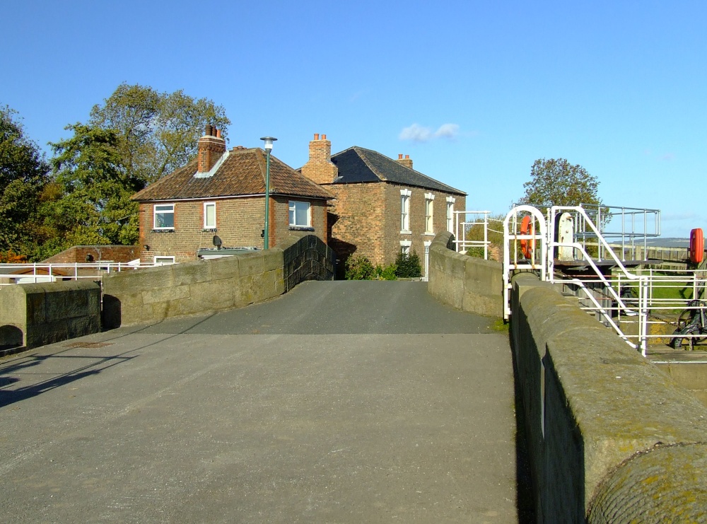 Where the Market Weighton canal reaches the Humber