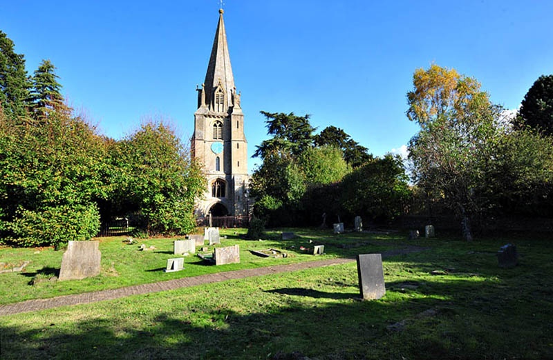 "ShiptonunderWychwood" by Paul Hilton at