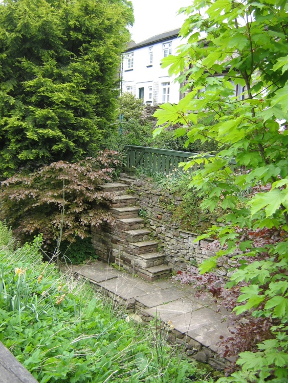Steps down to the stream
