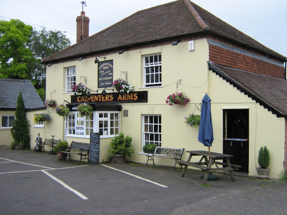 Carpenters Arms pub near Sandham Memorial Chapel