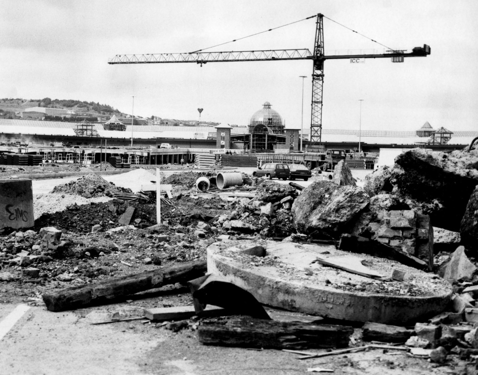 Building Meadowhall shopping complex c1989