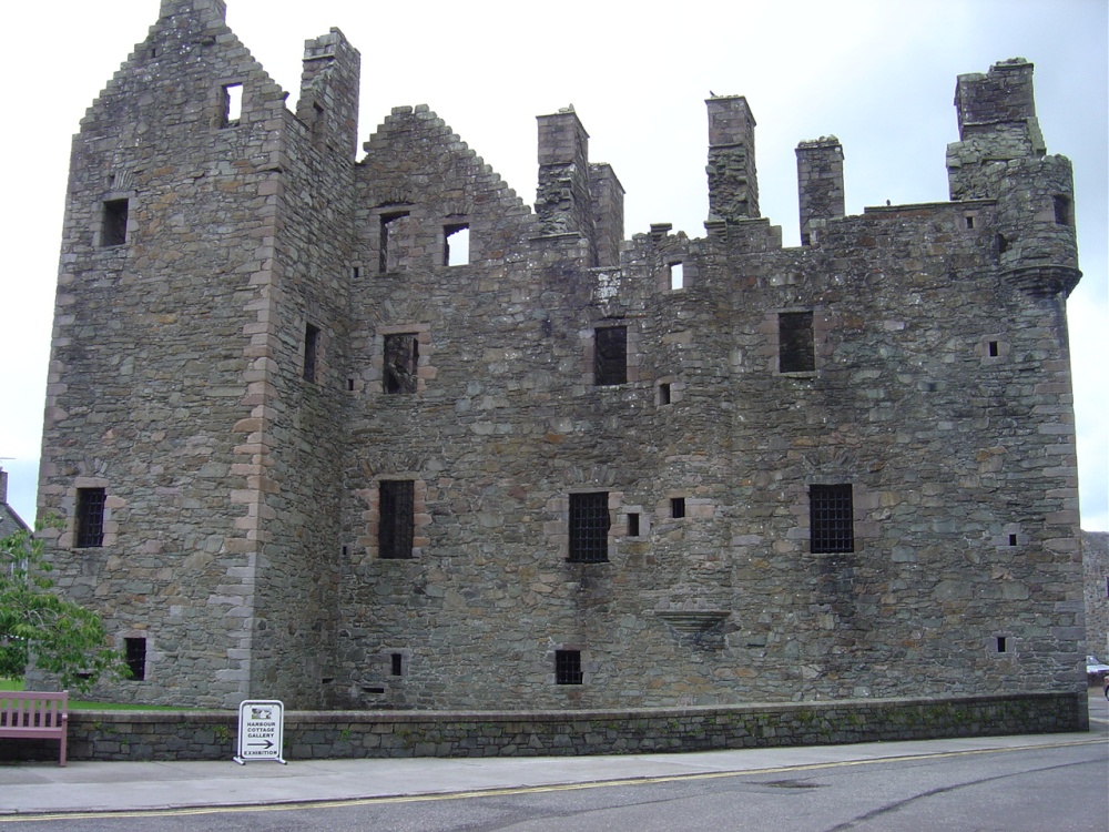 Maclellan's Castle