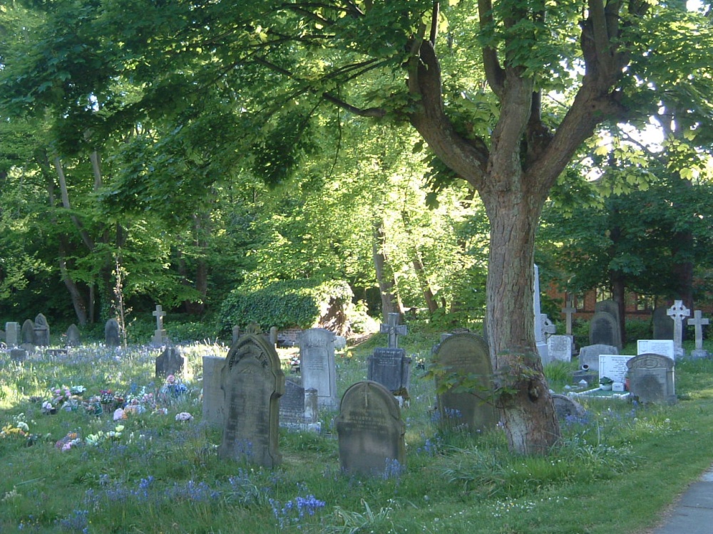Photograph of St Lukes churchyard, Formby