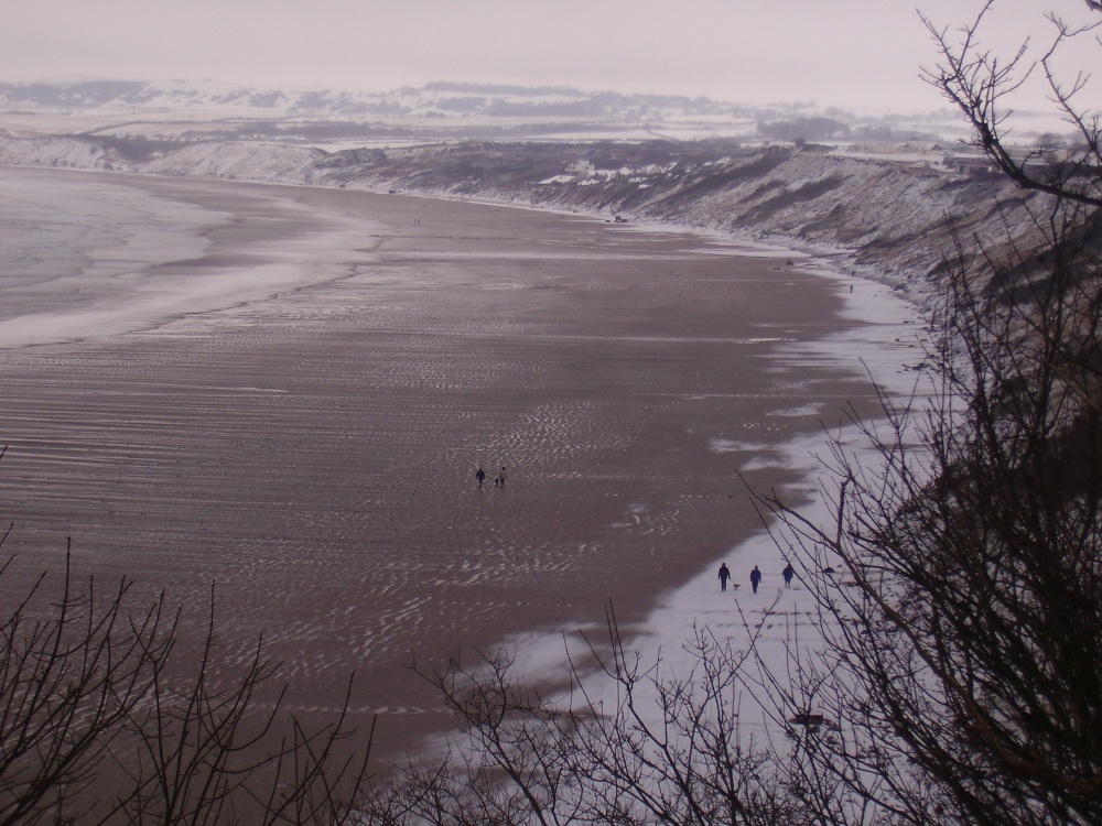 Photograph of Filey Bay in winter