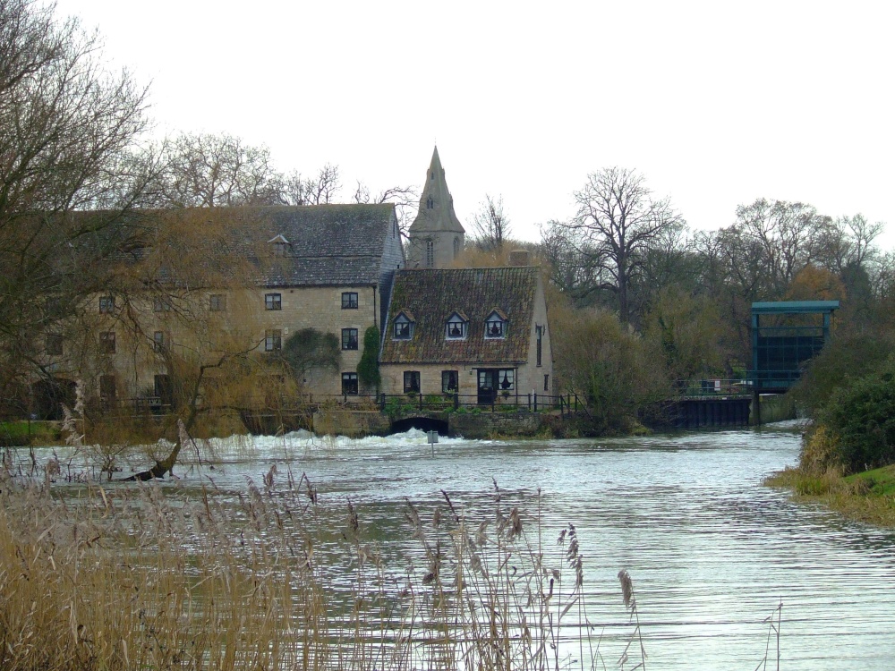 Photograph of Nene and mill house