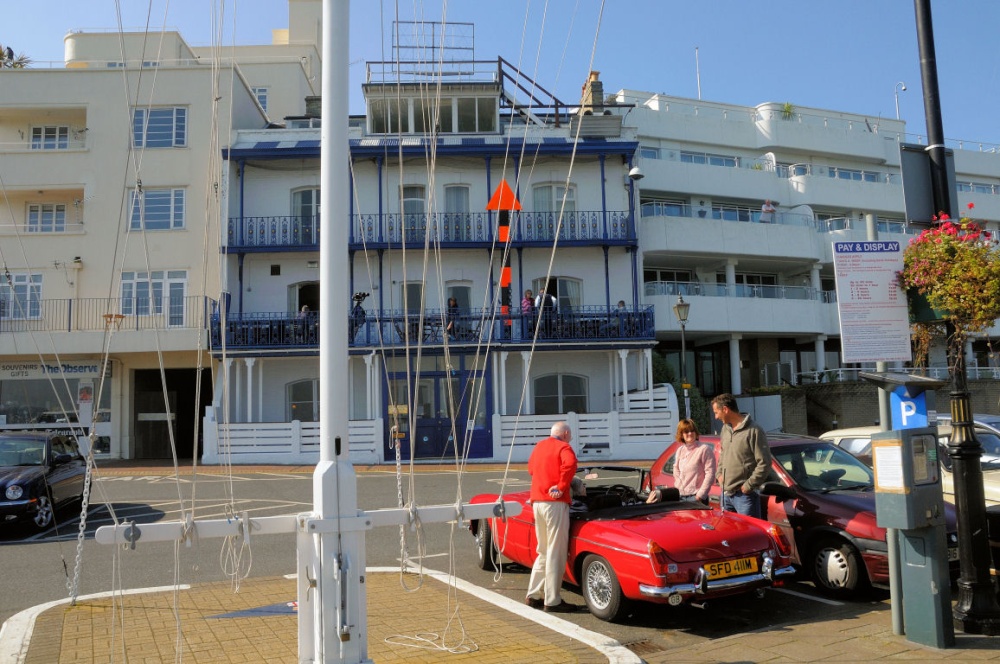 Photograph of Cowes Promenade near the Yachting Club