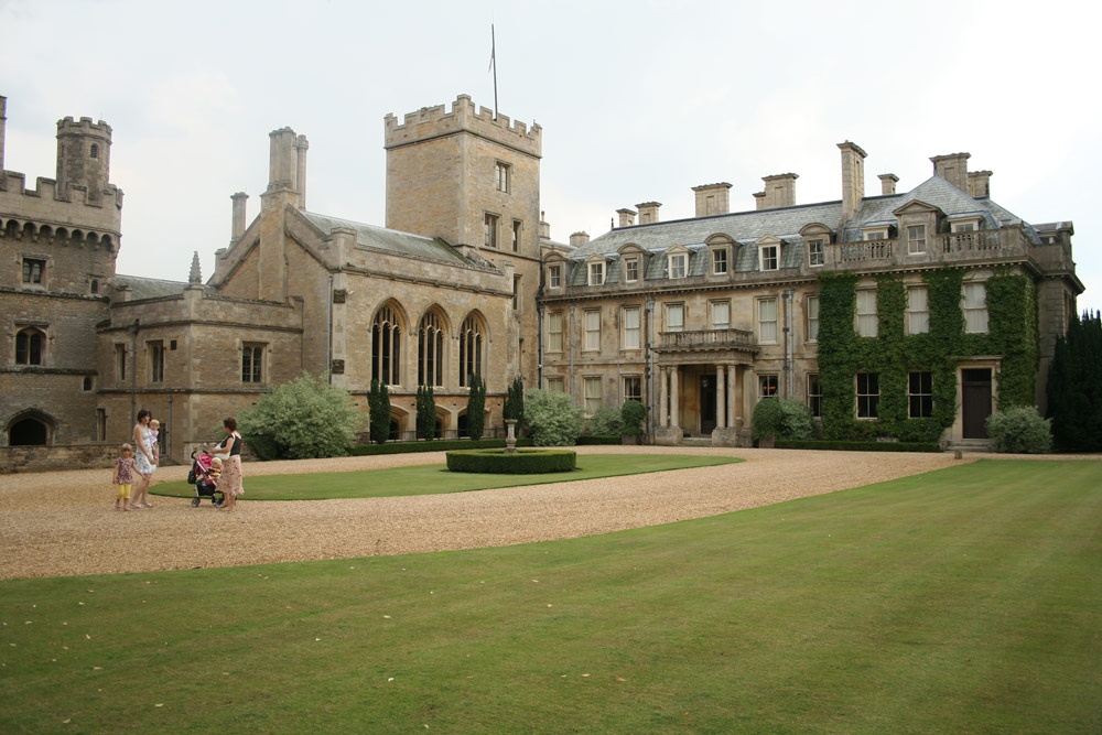 Elton Hall