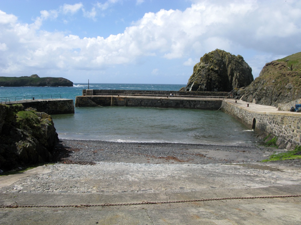 Mullion Harbour