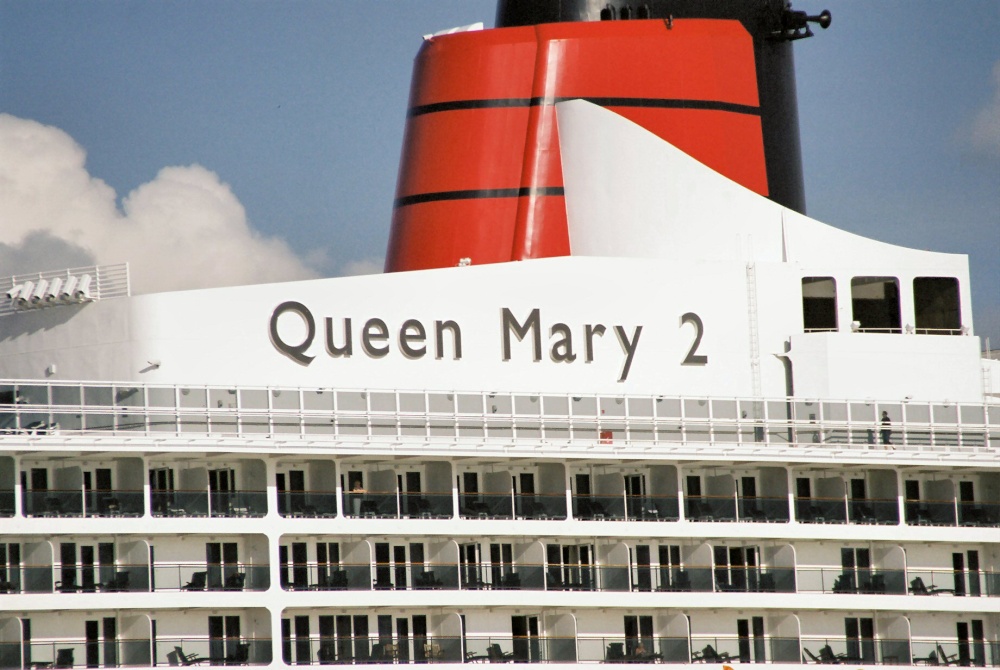 Queen Mary 2