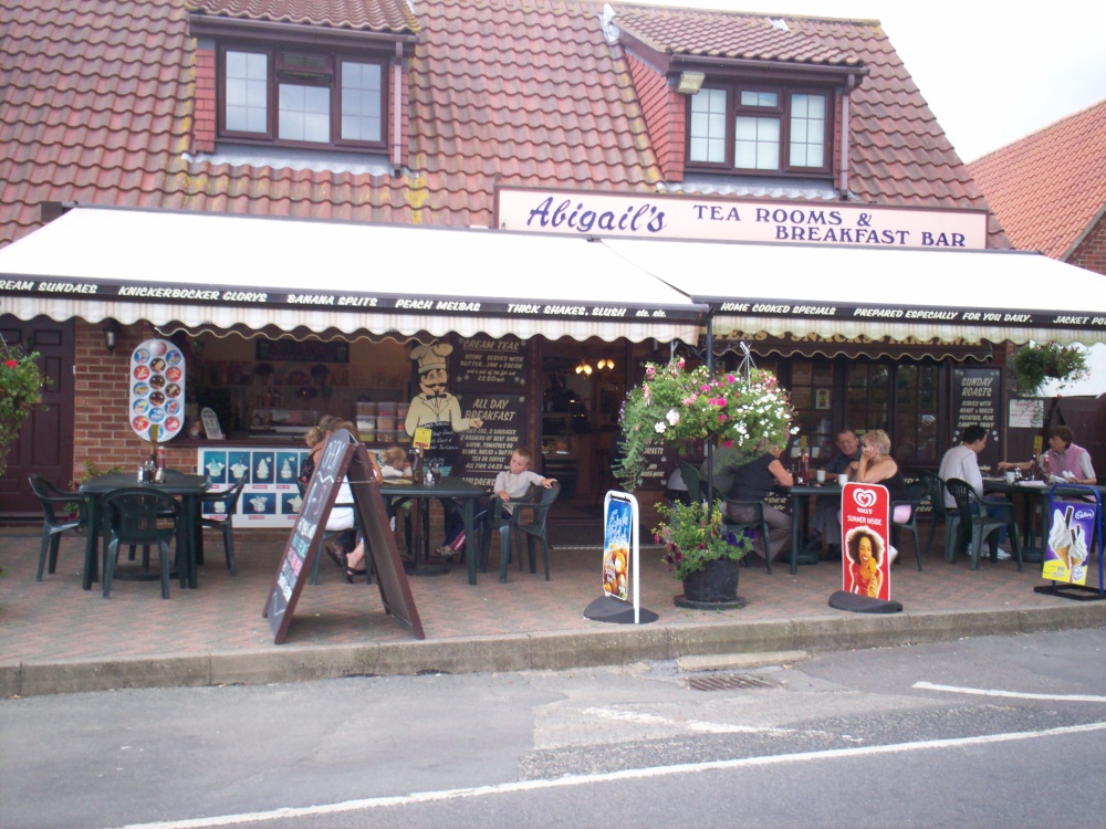 Abigail's Tearooms Scratby 200 yards from the Beach