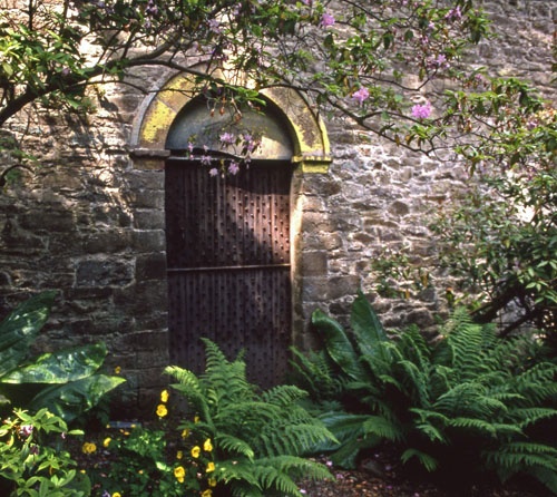 Garden doorway at Bodnant photo by John Ware