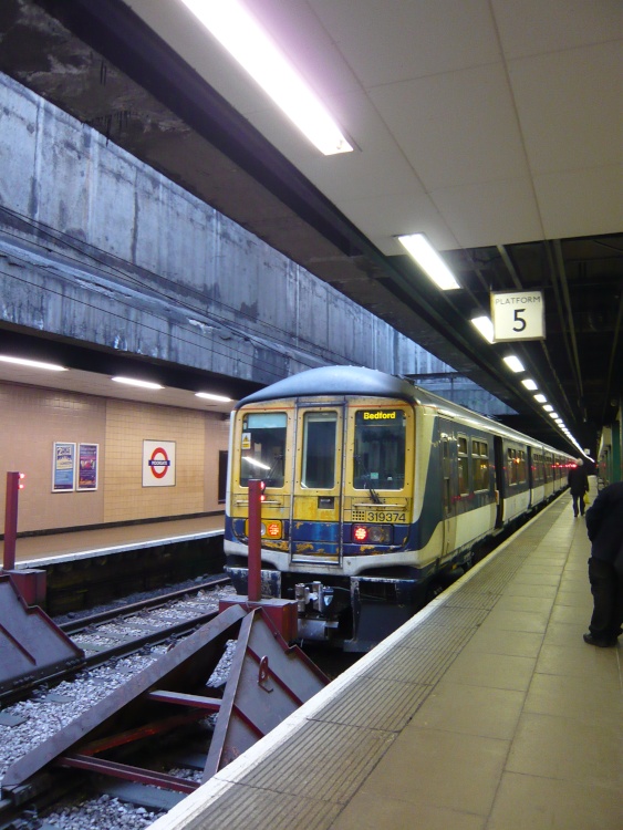 Last train to leave Moorgate Station to Bedford