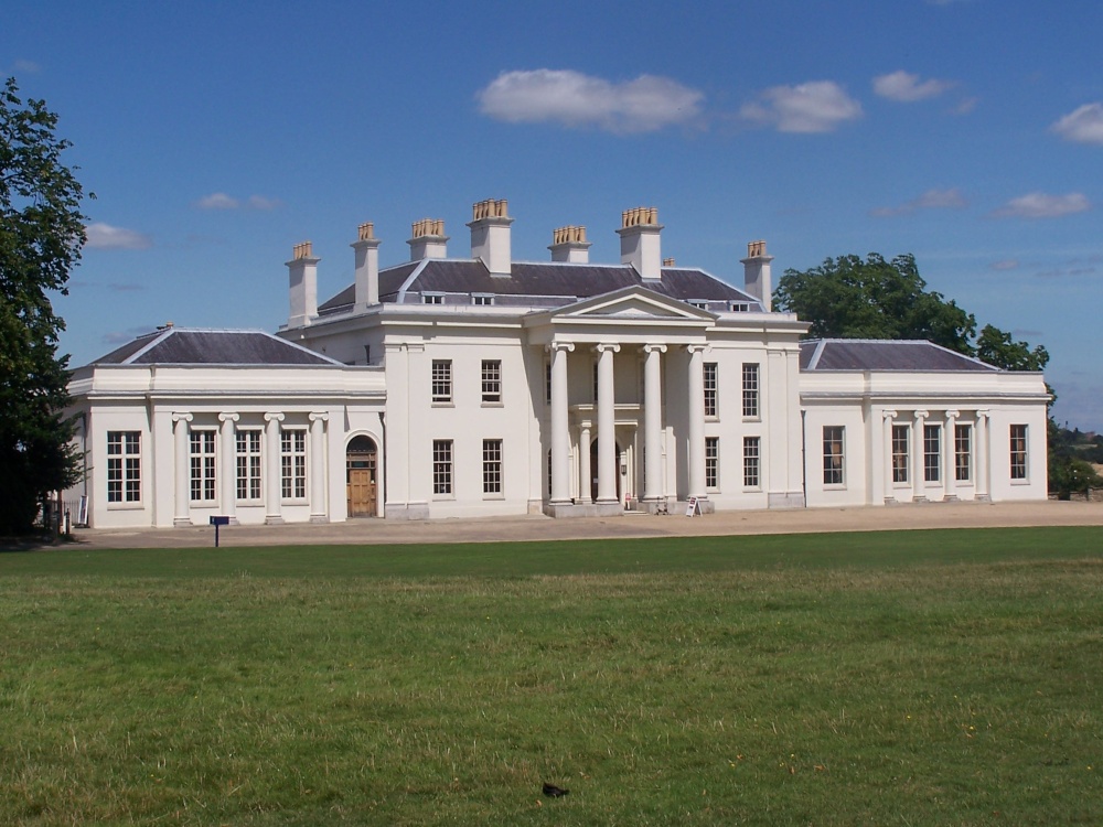 Hylands House, Chelmsford, Essex photo by Hilda Whitworth