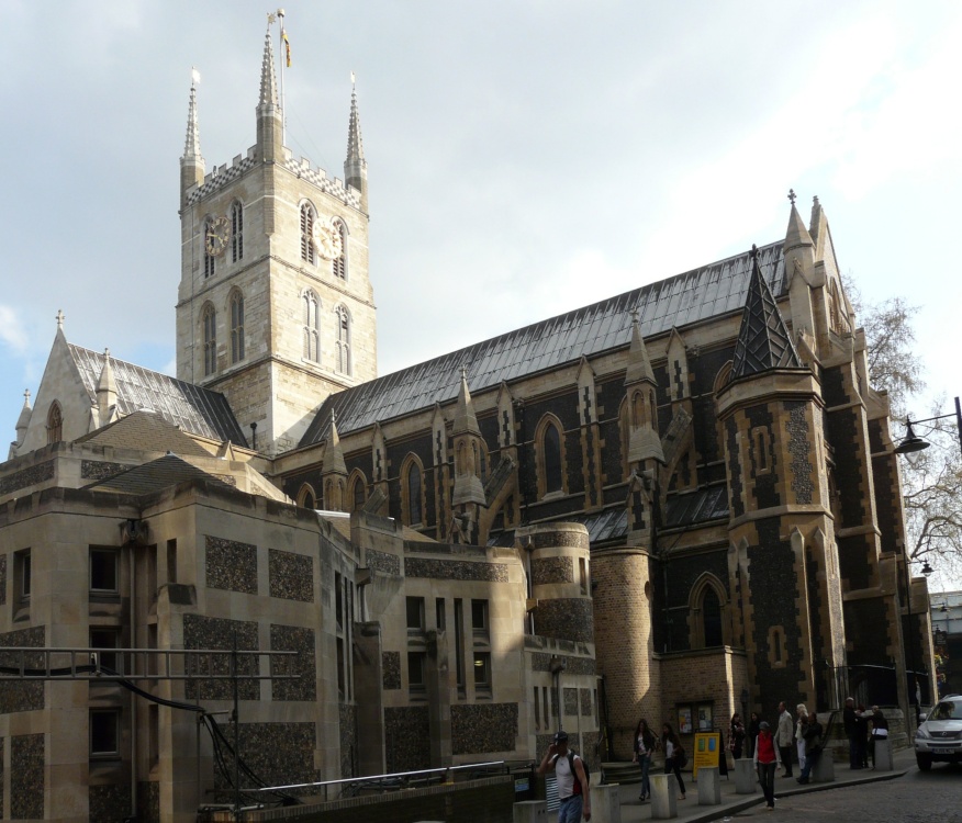 Southwark Cathedral photo by Stephen