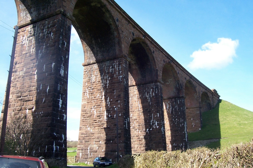 Photograph of The viaduct at Beckfoot