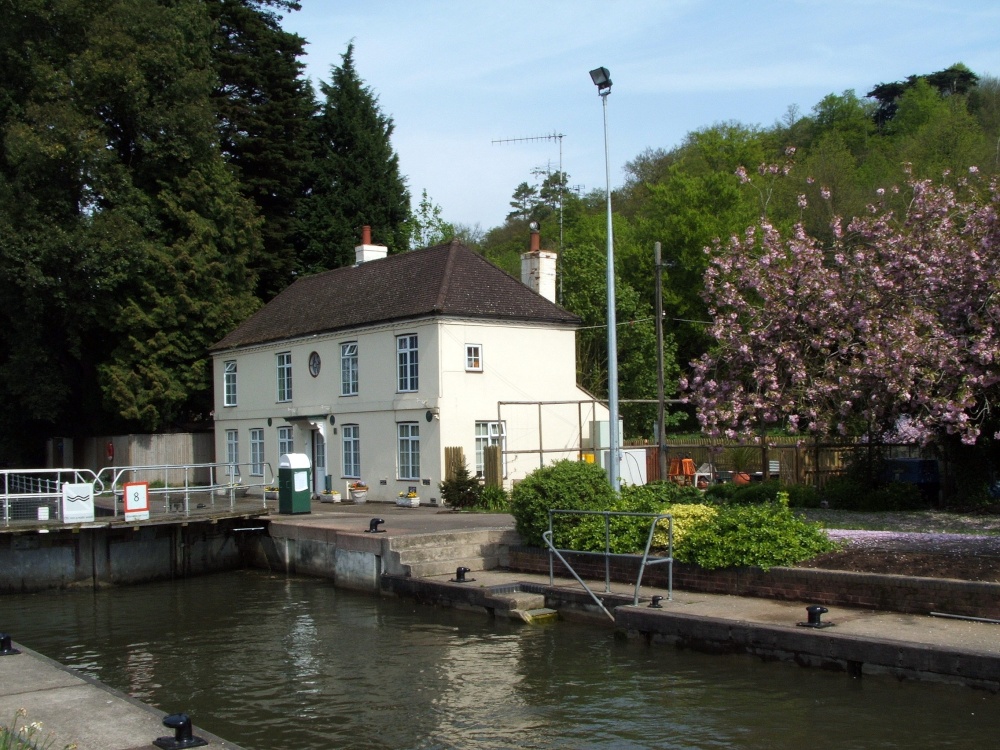 The Lock Henley on Thames
