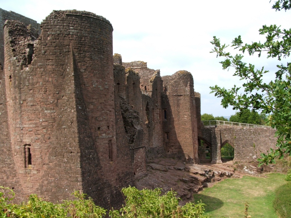 Photograph of goodrich castle