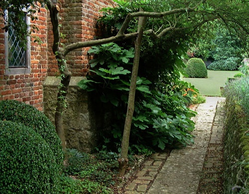 Photograph of The garden at Stoneacre, Otham, Kent