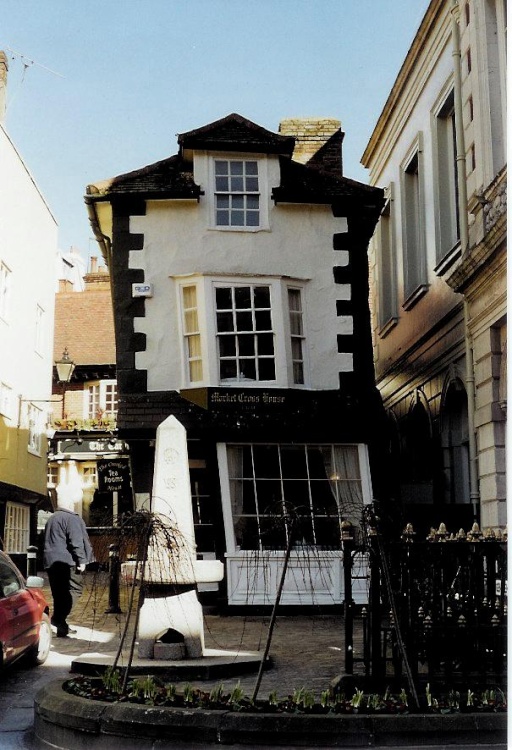 Crooked house in Windsor