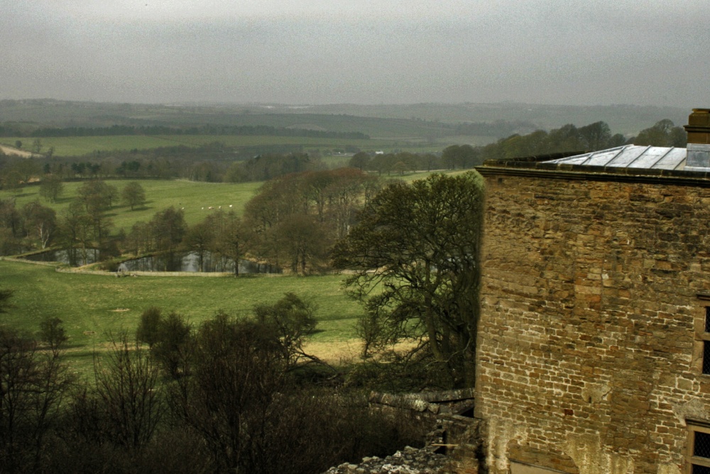 Misty morning over Derbyshire photo by Steve Ingers