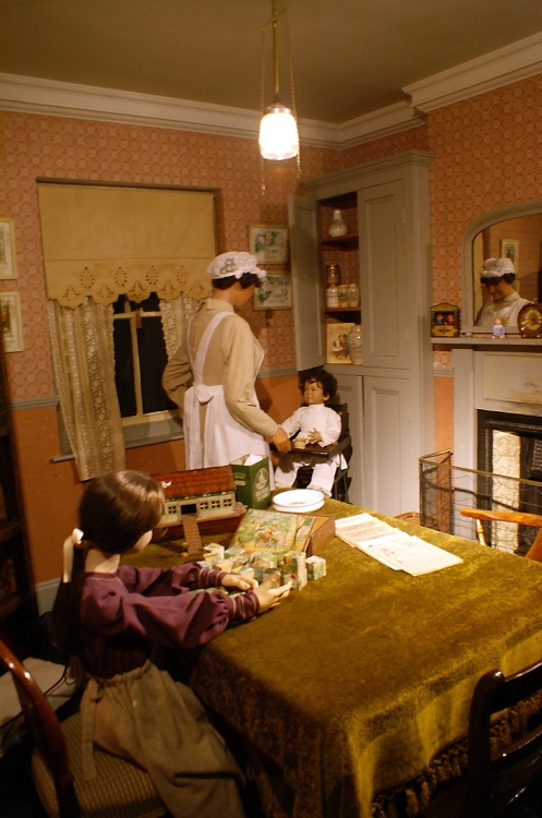 The childrens play room.