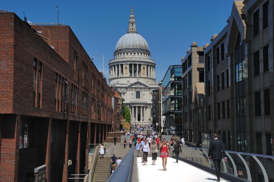 St. Paul's Cathedral London photo by David Thomas