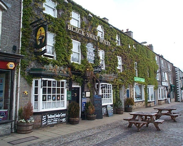 Photograph of Black Swan Inn