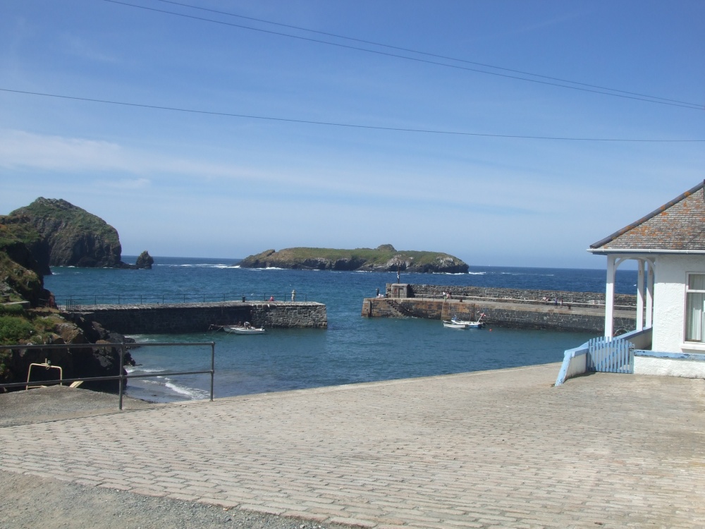 Mullion Cove