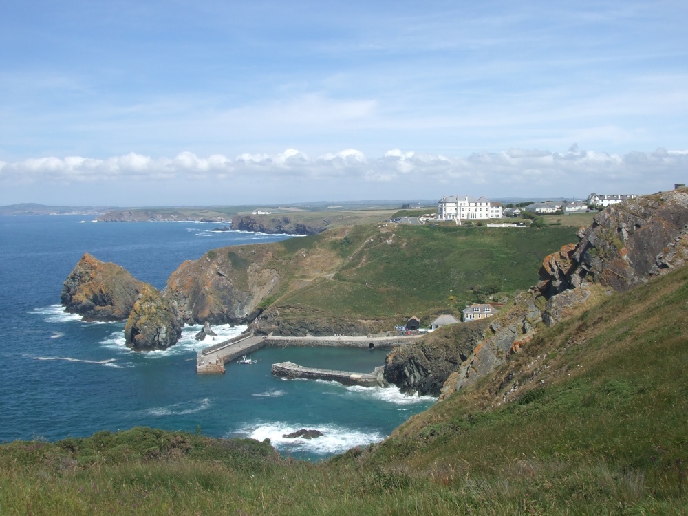 Mullion Cove