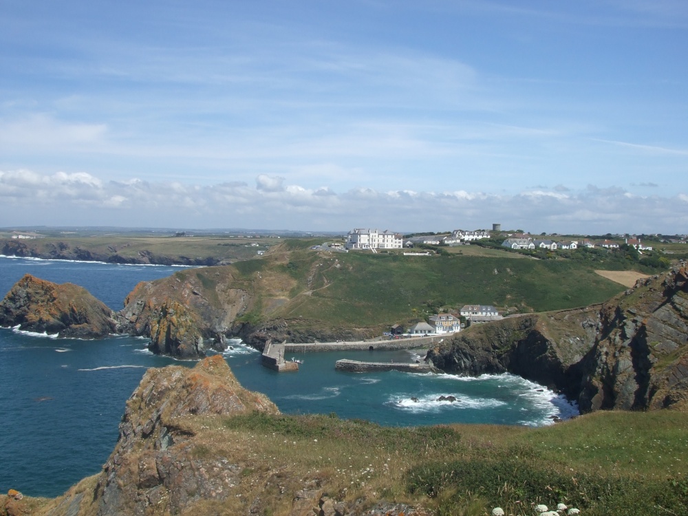 Mullion Cove