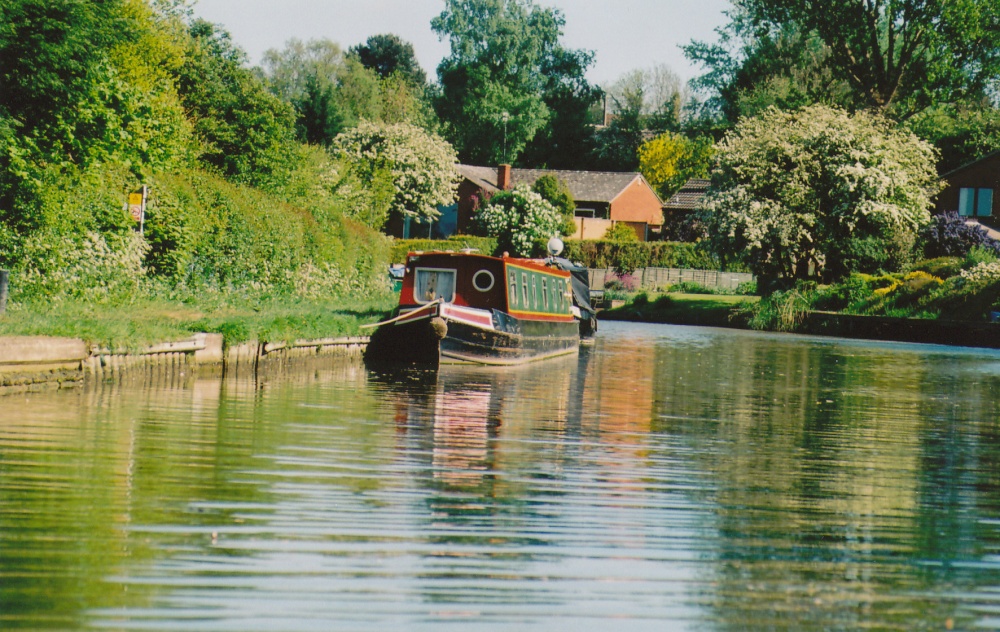 Photograph of Canal at Long Buckby