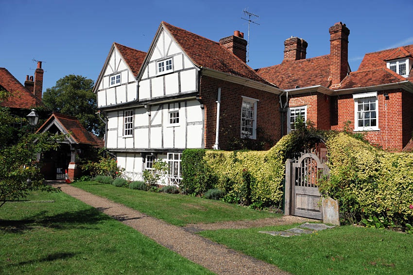 "Cobham, Surrey" by Paul Hilton at